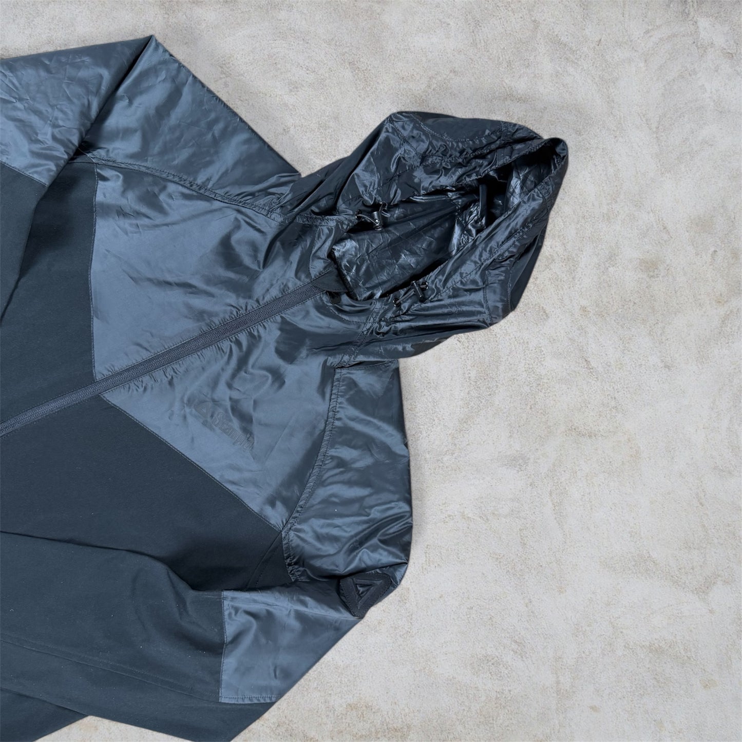 Scampia Windbreaker (S)