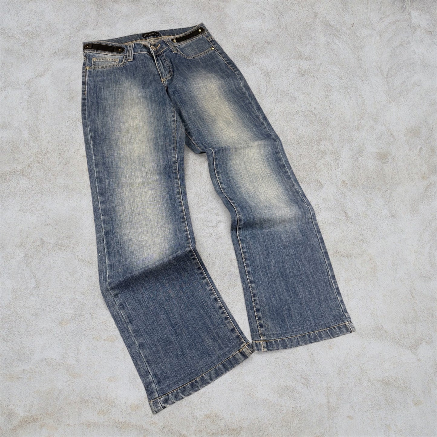 Dolce&Gabbana Womens Gold Badge (32)