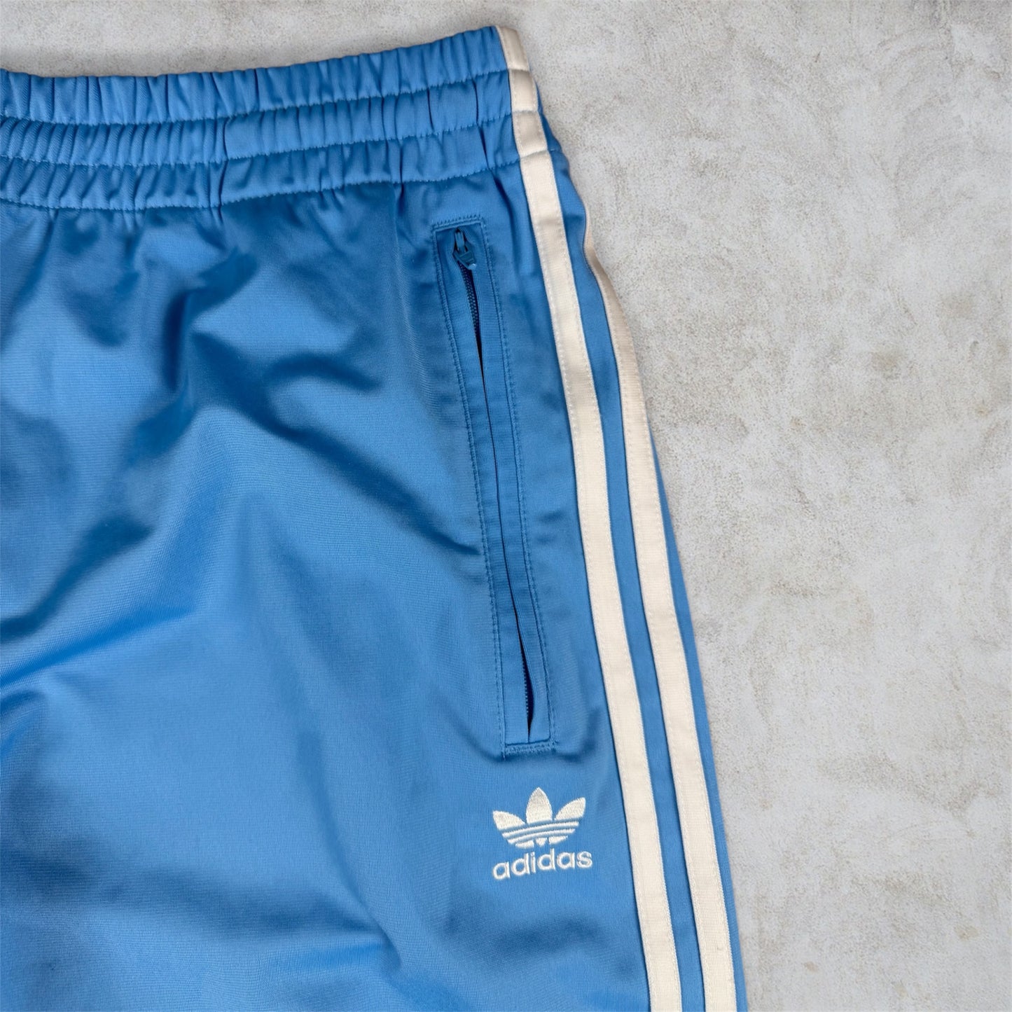 Adidas Trackpant (L)